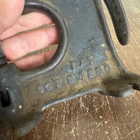REX 27 Hand Operated Rivet Press ANTIQUE Pat Pend October 9 1900 Cast Iron - Picture 9 of 12